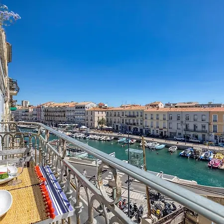 Grand T2 Au Coeur De Avec Vue Sur Quais Et Apartmán Sète
